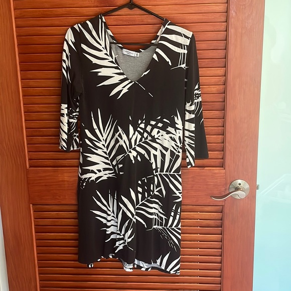 Vermilli Hawaii - Picture 1 of 2